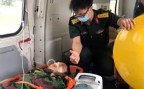 Kịp thời đưa bệnh nhân sốc mất máu từ Trường Sa về đất liền