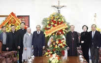 Chủ tịch nước Nguyễn Xuân Phúc chúc mừng Giáng sinh Tổng Giáo phận Hà Nội