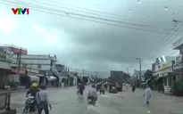 Sống khổ bên quốc lộ “cứ mưa là ngập”