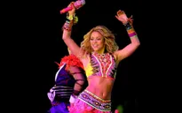 Shakira vẫn là Nữ hoàng âm nhạc World Cup
