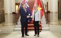 Chủ tịch Quốc hội Vương Đình Huệ gặp Thống đốc bang Victoria