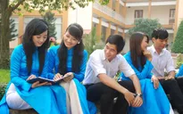 Chính phủ yêu cầu giữ ổn định mức thu học phí năm học 2022 - 2023
