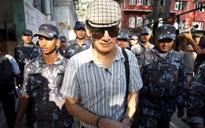 Kẻ giết người hàng loạt Charles Sobhraj được trả tự do khỏi nhà tù Nepal