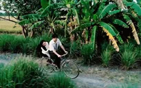 Ca sĩ Hà Phương kết hợp với tài tử thập niên 90 Thái San trong MV mới