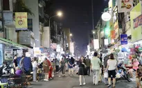 Trải nghiệm phố ẩm thực đêm mới ở TP Hồ Chí Minh