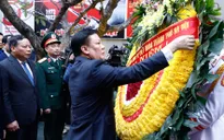 Lãnh đạo thành phố Hà Nội dâng hương tại Đài tưởng niệm Khâm Thiên