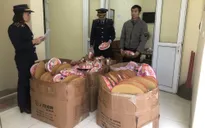 Hà Giang: Thu giữ hơn 400 gói mứt Tết gian lận thời hạn sản xuất