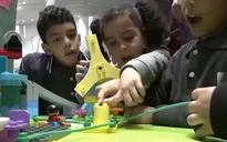 Biến Lego thành mô hình năng lượng tái tạo