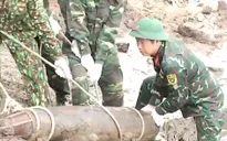 Tháo gỡ thành công quả bom nặng 250kg