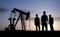 Giá dầu có thể đạt 110 USD/thùng vào năm 2023