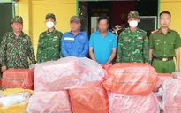Bộ đội Biên phòng Long An bắt giữ 850 kg pháo lậu