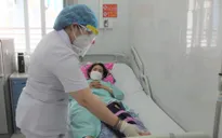 Té ngã trong sinh hoạt, 3 phụ nữ bị đứt động mạch ở chân mà không biết