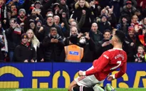 Ronaldo ghi bàn trở lại, Man Utd tìm thấy niềm vui chiến thắng