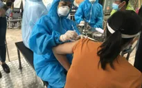 Hà Nội yêu cầu rà soát, tiếp tục phủ vaccine ngừa COVID-19 trong tháng 2