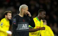 Neymar sút hỏng phạt đền, PSG bất ngờ thất bại trước Nantes