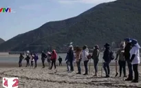 Tìm kiếm manh mối người mất tích dưới đáy hồ chứa khô hạn tại Mexico