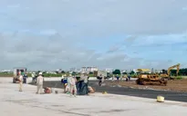 Yêu cầu hoàn thành nâng cấp đường băng Tân Sơn Nhất trước 30/4