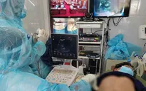 Cấp cứu ngư dân bị bán tắc ruột, dương tính với SARS-CoV-2 trên đảo Song Tử Tây