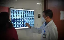 Cảnh báo tình trạng ngộ độc khí CO do sưởi ấm bằng than tổ ong