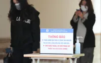 Sinh viên hoang mang khi trường đại học thay đổi kế hoạch học trực tiếp