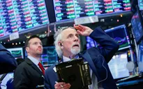 Chứng khoán Mỹ tiếp tục lao dốc vì căng thẳng tại Ukraine