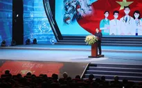 Thủ tướng: Mỗi người dân Việt Nam đều muốn nói lời tri ân đến các thầy thuốc và nhân viên y tế