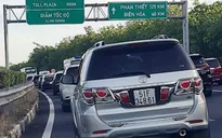 Người dân đi du xuân, cao tốc Long Thành - Dầu Giây ùn ứ kéo dài
