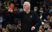 HLV Gregg Popovich trước ngưỡng cửa lịch sử tại NBA