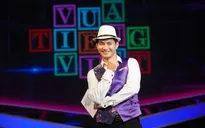 Ngắm loạt áo hoa sặc sỡ của MC Xuân Bắc trong Vua tiếng Việt