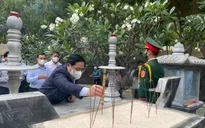 Thủ tướng Phạm Minh Chính dâng hương tưởng niệm chiến sĩ Gạc Ma