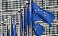 EU thông qua gói trừng phạt thứ tư đối với Nga