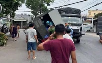 Xe chở phạm nhân gặp tai nạn, 3 người bị thương