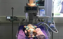 Cứu sống bé 4 tháng tuổi mắc COVID-19 có diễn biến nặng