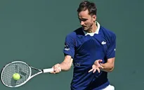 Daniil Medvedev thắng dễ dàng Andy Murray