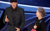 Troy Kotsur - Diễn viên khiếm thính thứ hai giành tượng vàng Oscar