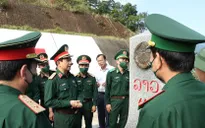 Bộ trưởng Bộ Quốc phòng kiểm tra công tác quân sự, quốc phòng các tuyến biên giới
