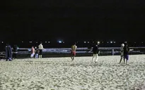 5 du khách tắm biển muộn ở Đà Nẵng bị nước cuốn, 1 người tử nạn