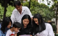 Nỗi niềm gà trống nuôi con
