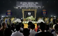 Chủ tịch nước đến viếng Phó Chủ tịch Thường trực UBND TP Hồ Chí Minh Lê Hòa Bình