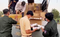 Tạm giữ trên 3.500 chai sữa tắm nhãn mác nước ngoài không hóa đơn, chứng từ