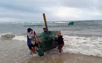 Phú Yên thiệt hại nặng do mưa to, gió lớn