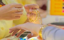 Vàng chưa ngừng đà giảm