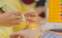 Giá vàng giảm nhẹ