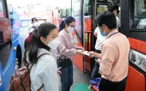 Giá xăng dầu neo cao: Nhiều doanh nghiệp vận tải điều chỉnh giá cước