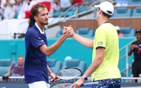 Tứ kết Miami mở rộng | Daniil Medvedev bất ngờ bại trận trước Hubert Hurkacz