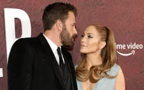 Jennifer Lopez và Ben Affleck không muốn vội vã kết hôn