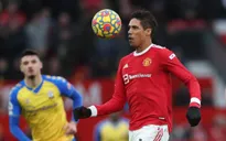 Varane từ "món hời" trở thành "cú lừa" tại Man Utd?