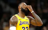 Mùa giải thất bại toàn diện của Los Angeles Lakers