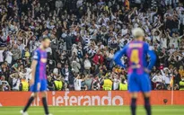 Vì sao Barcelona trở thành "khách" trên chính sân nhà Nou Camp?