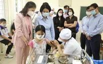 Hà Nội đồng loạt tiêm vaccine phòng COVID-19 cho trẻ từ 5 đến dưới 12 tuổi